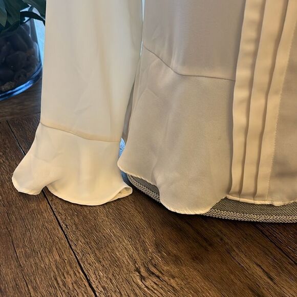 BANANA REPUBLIC CREPE BLOUSE - Picture 3 of 5